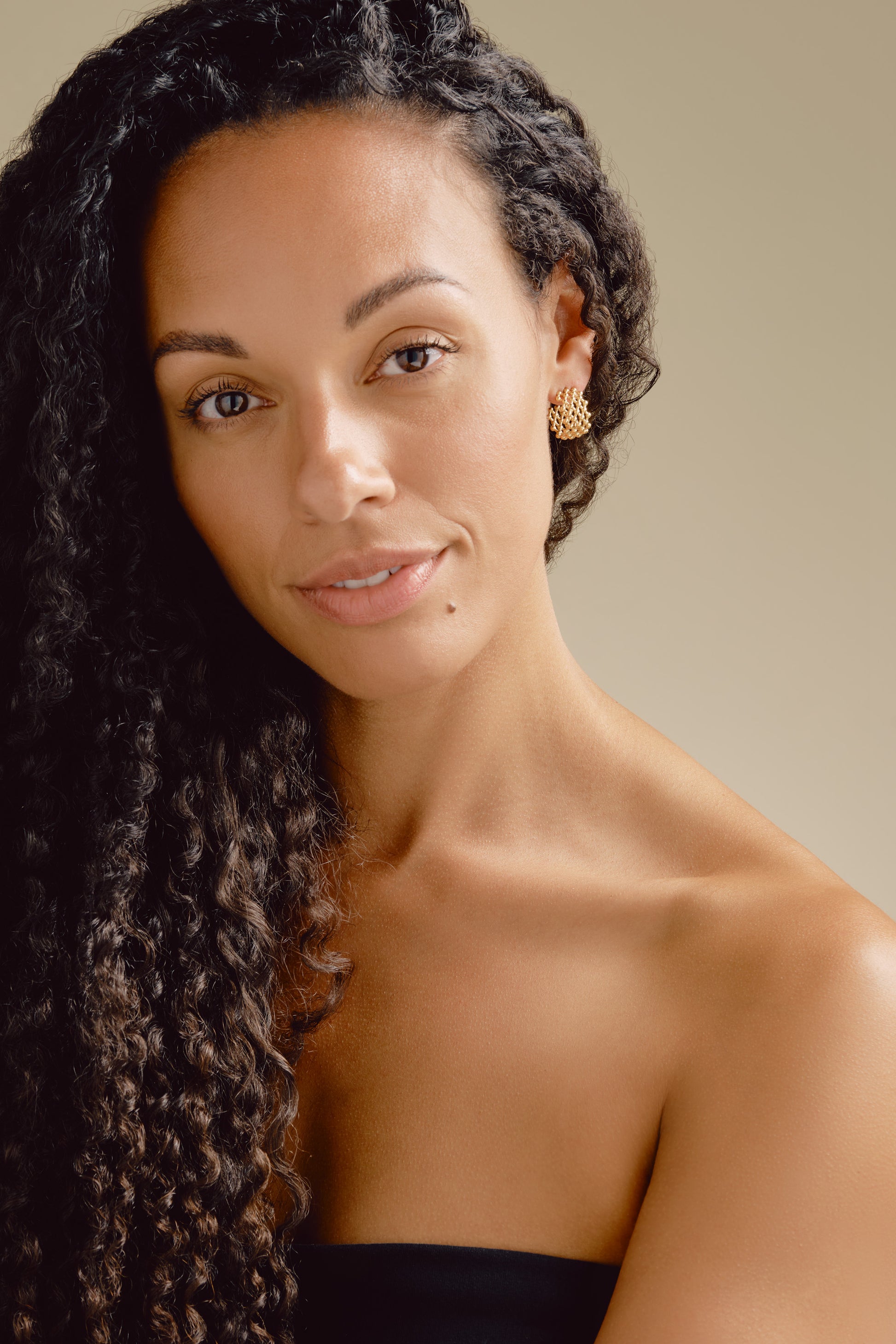 Model with Emma Holland Filigree Hoop Earrings