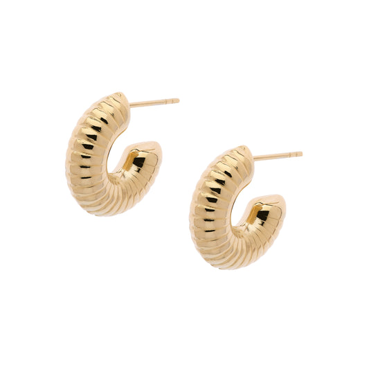 Gold ridge design pierced hoop earrings