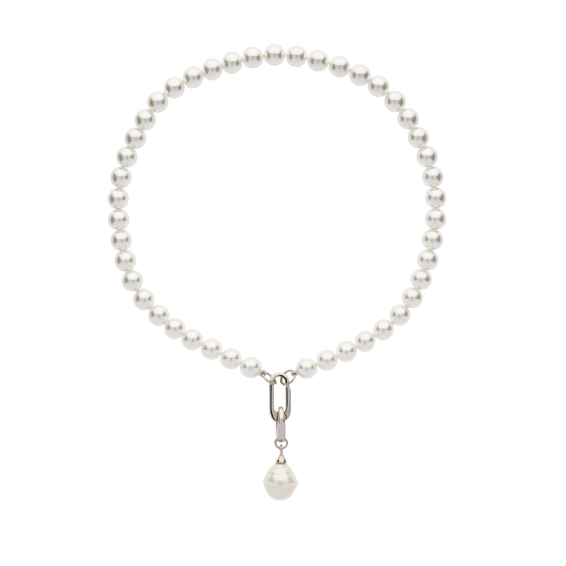 Pearl necklace with a pendant on a white background